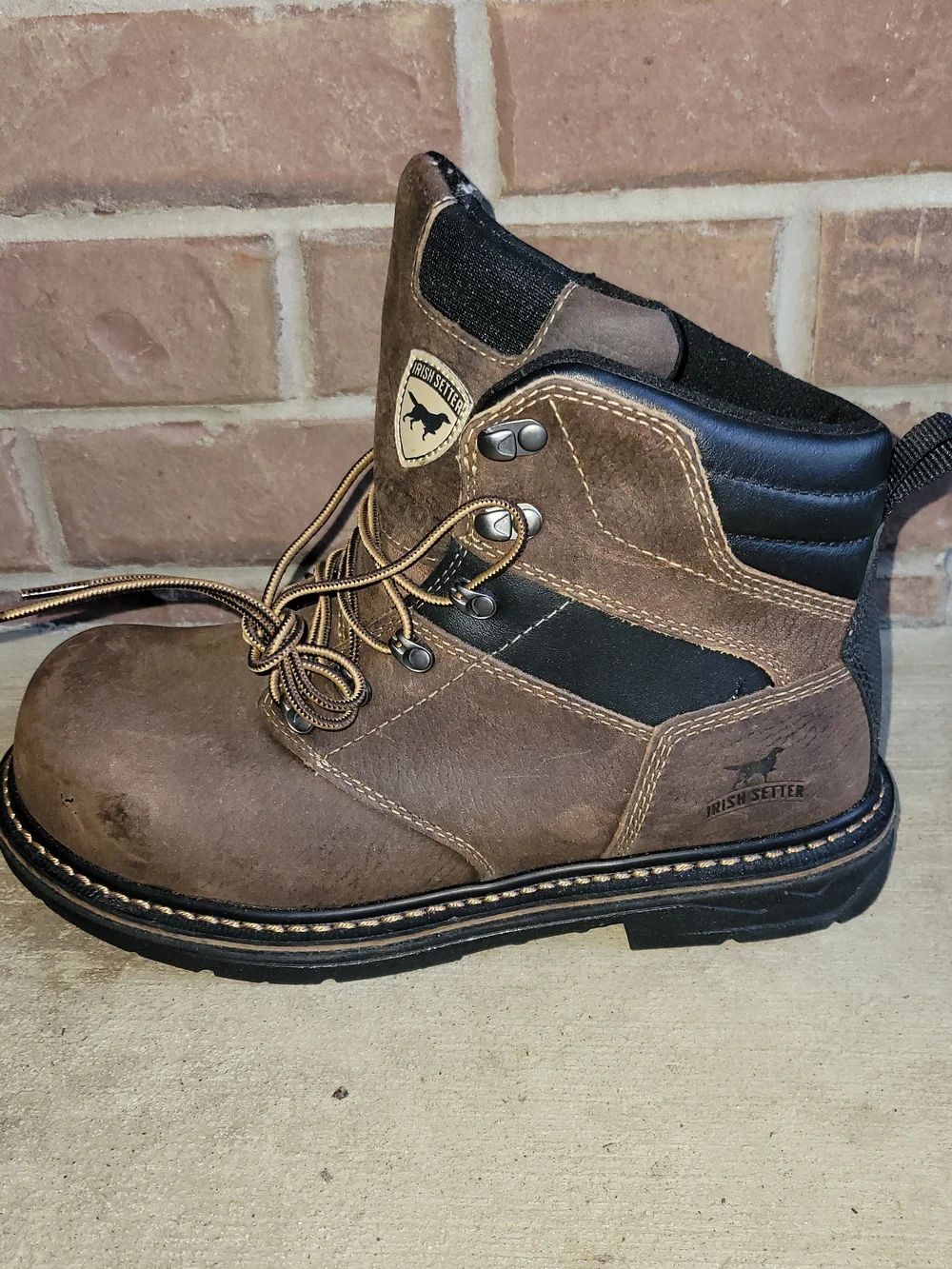 NEW Irish Setter Red Wing Farmington KT 83638 Men’s 9.5D Safety Toe Work Boots